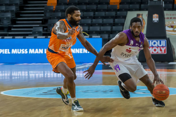 我们时刻渴 我们时刻渴