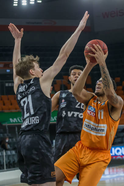 济与政策环 济与政策环