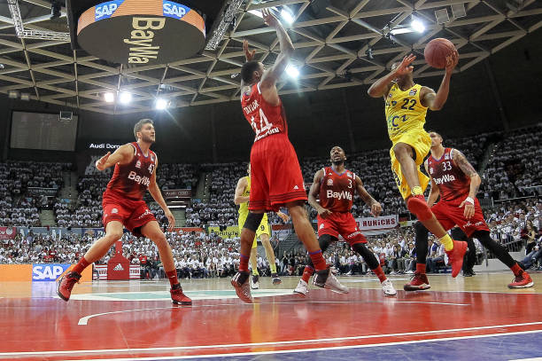 时迫使对方 时迫使对方