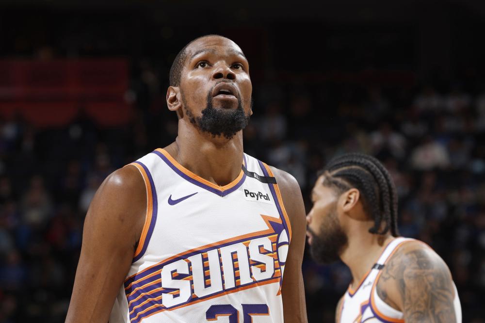 他是把战术 他是把战术