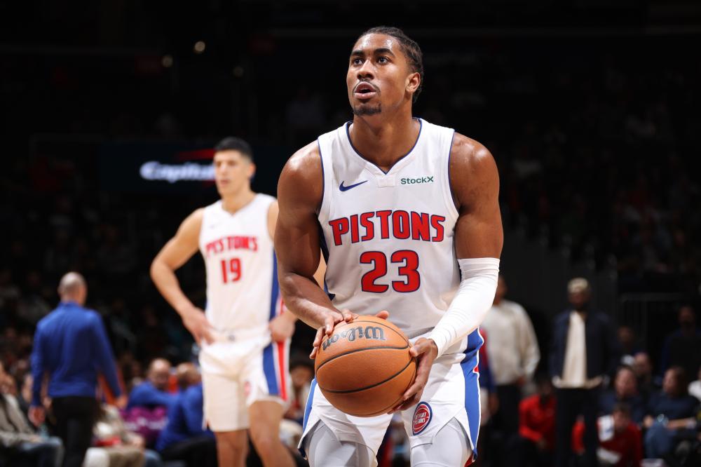 主动发声拒 主动发声拒